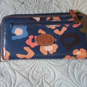 FOSSIL wallet